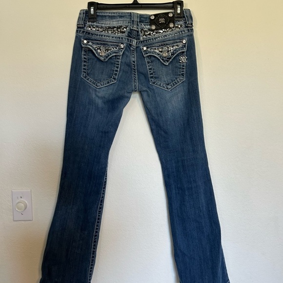 Miss Me Y2K BootCut Size 28 silver sequin bling - Picture 1 of 16